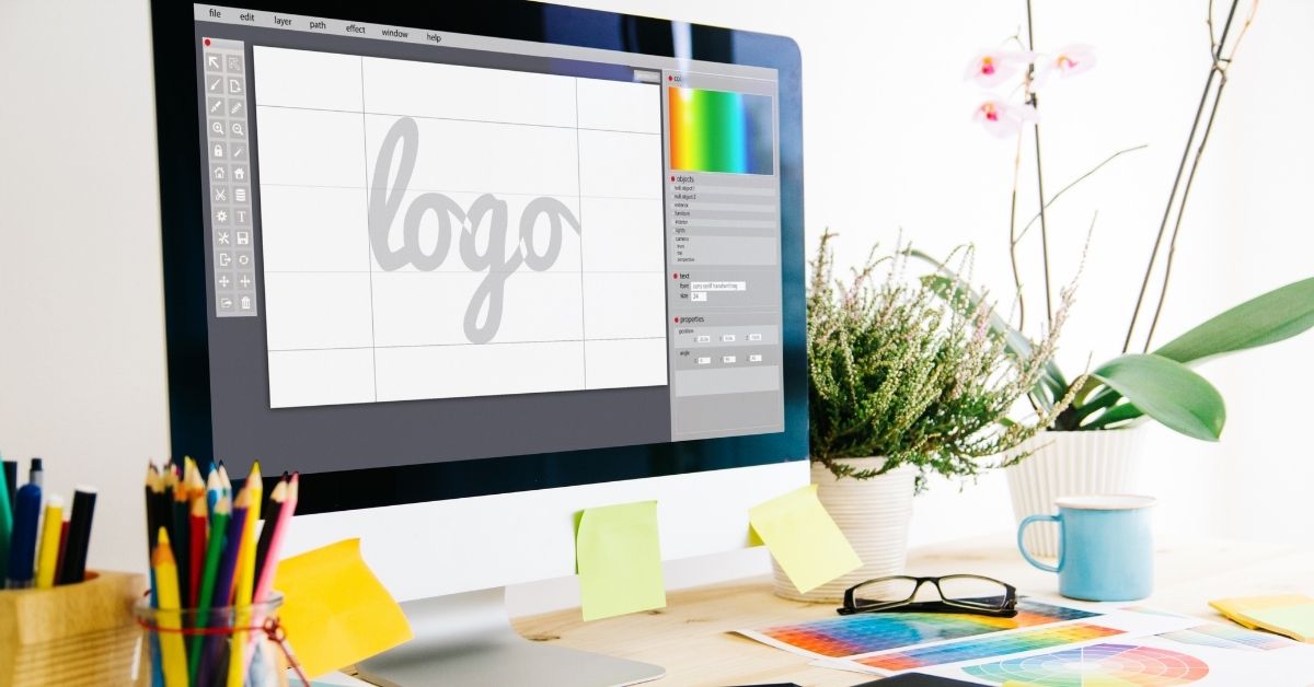 El diseño de imagen corporativa debería incluir un logotipo optimizado para la web en vectorial SVG.